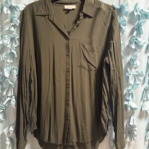 LOFT Olive Women’s Casual Button Down Shirt